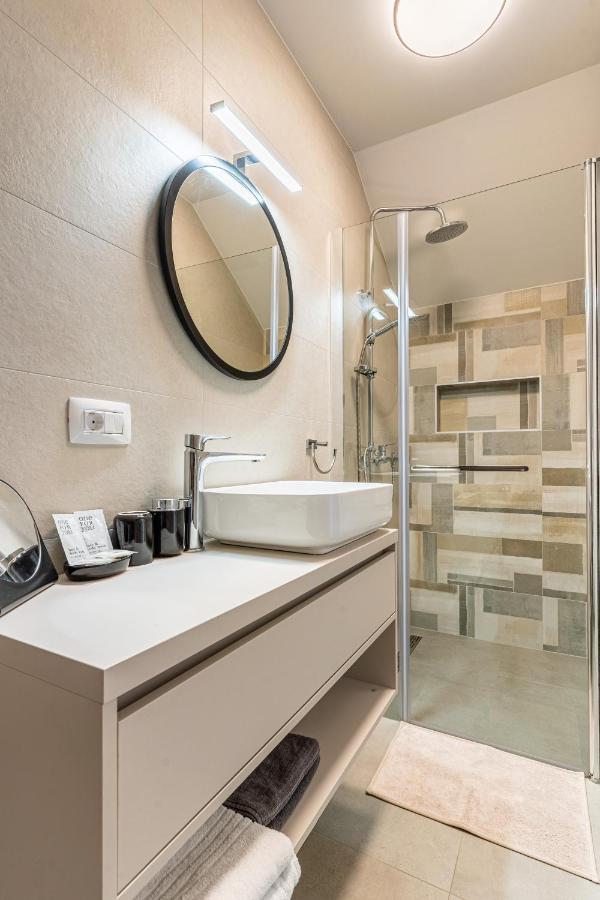New 4 Star Apartment M&A In Town Cres Bagian luar foto